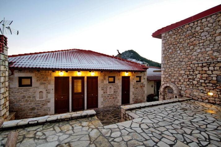 Hotel Thea Valtessinikou Exterior foto